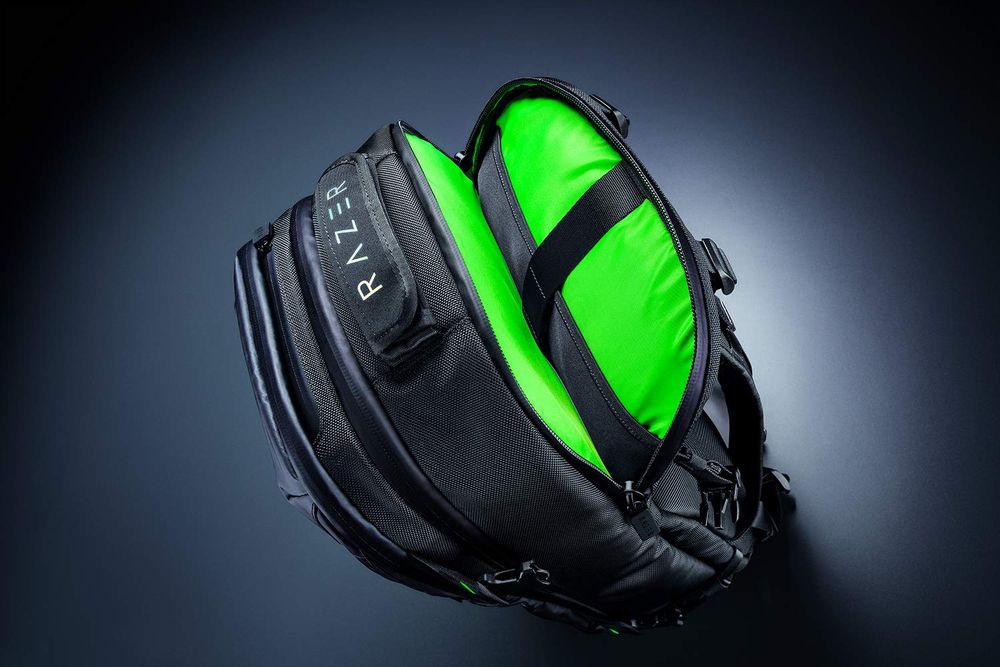 RAZER Rogue 17 V3 17 Inch Laptop Backpack Chromatic Edition