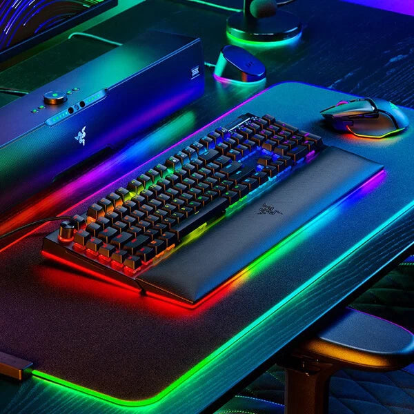 RAZER BlackWidow V4 Pro RGB Full Size Wired Gaming Keyboard ( Green Switch )