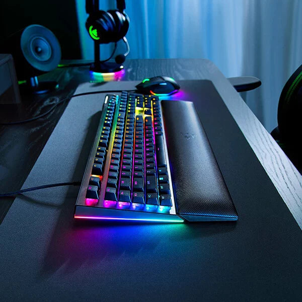 RAZER BlackWidow V4 RGB Mechanical Full Size Wired Gaming Keyboard ( Green Switch )