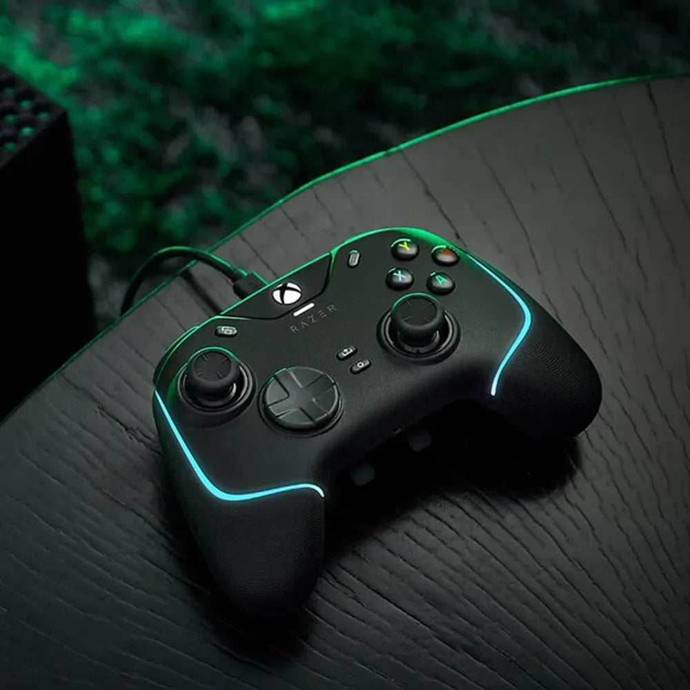 Razer Wolverine V2 Chroma Gamepad For Xbox Series