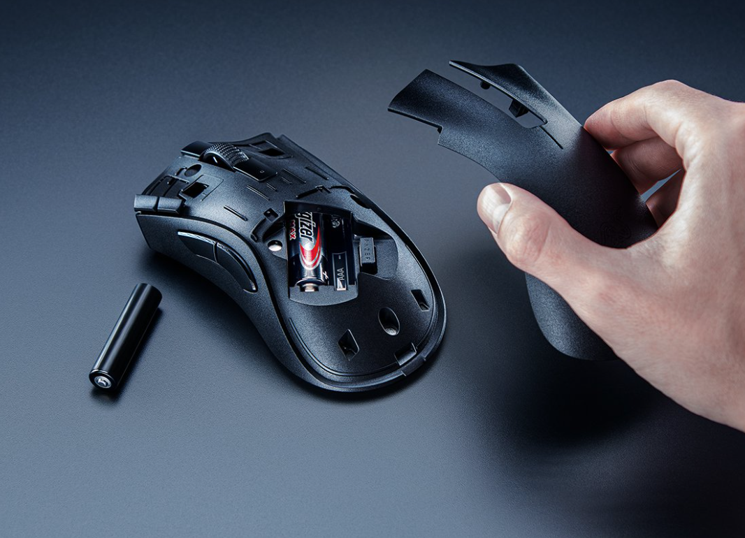 RAZER DeathAdder V2 X HyperSpeed Wireless Ergonomic Gaming Mouse ( RZ01-04130100-R3A1 ) ( 14000DPI / 7 Macro Button ) ( Black )