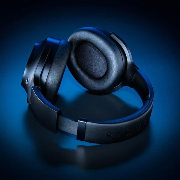 RAZER Barracuda Pro Wireless Stereo Gaming Headphone ( Black ) ( PC / Mobile / PS )